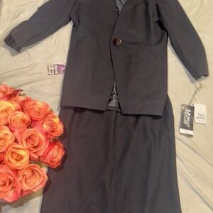 Morgan Miller Black 2 Buttoned Single Breasted Jacket With Skirt Suit Size 12